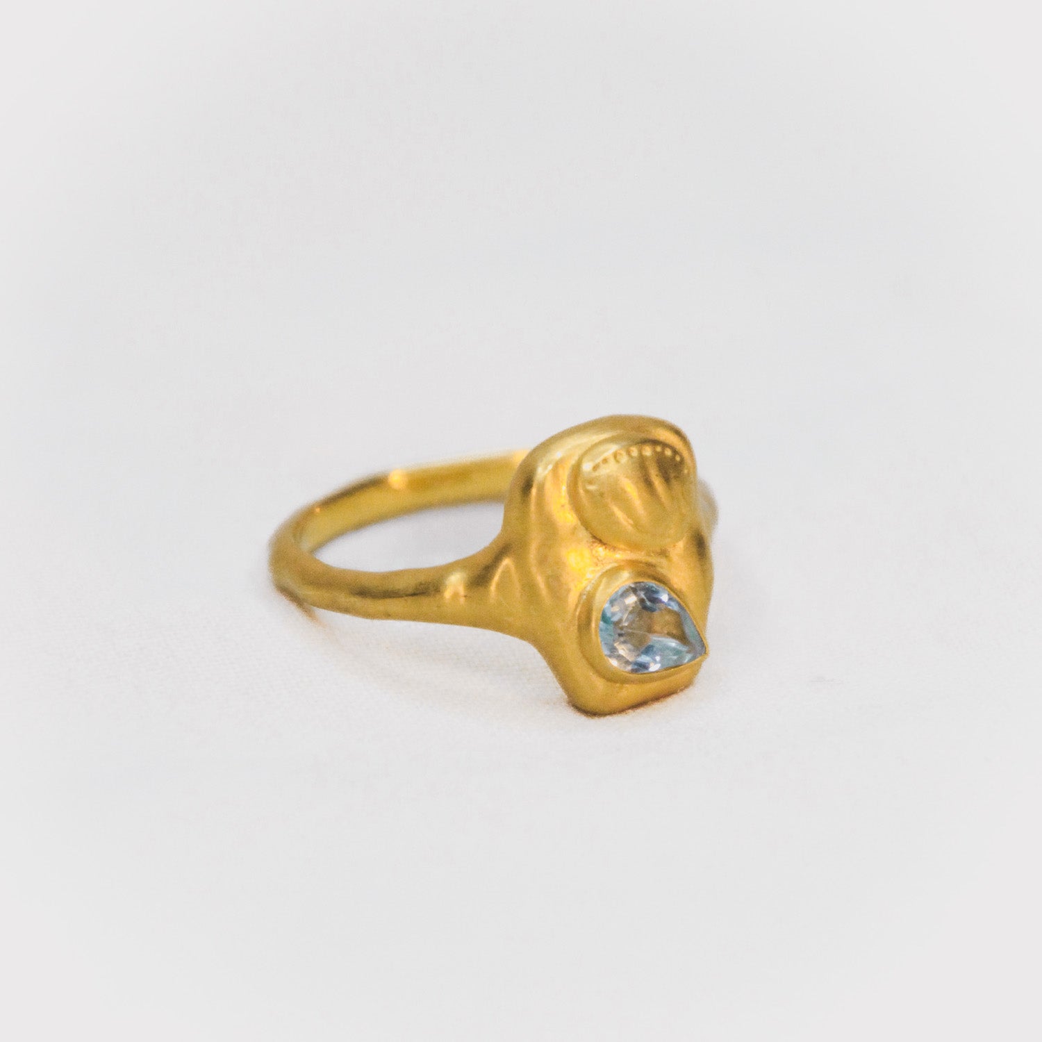 Thalassa Ring: Blue Topaz